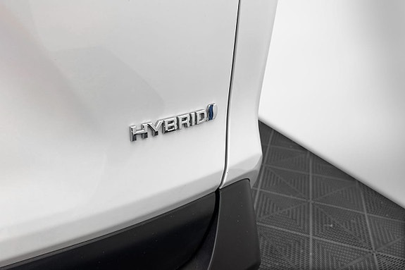 Toyota RAV4 19 of 19