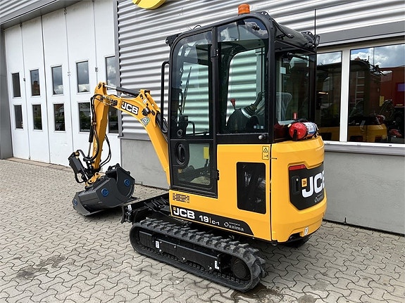 JCB 19C 4 of 19