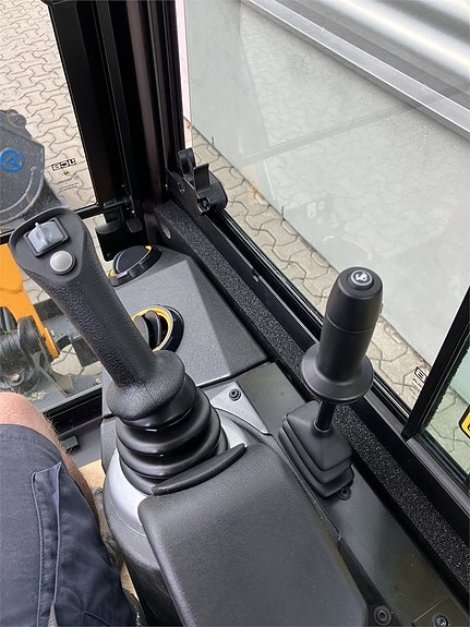 JCB 19C 9 of 19