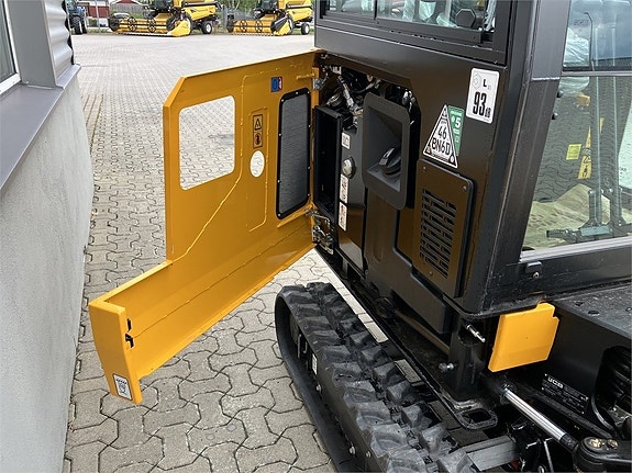 JCB 19C 7 of 19