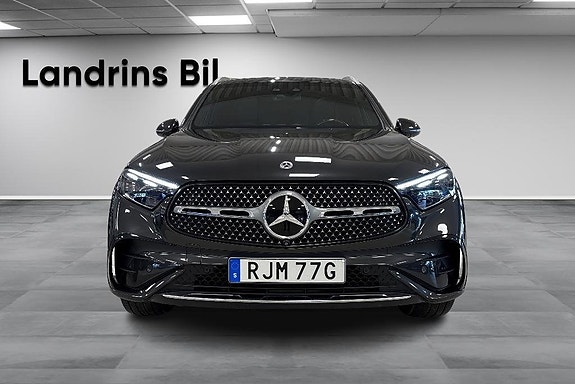 Mercedes-Benz GLC220 d 2 of 19