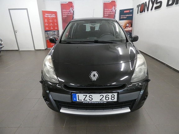 Renault Clio 2 of 16