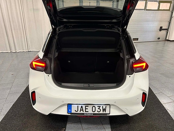 Opel Corsa-e 14 of 16