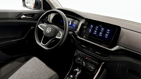 Volkswagen T-Cross 11 of 24