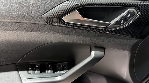 Volkswagen T-Cross 24 of 24
