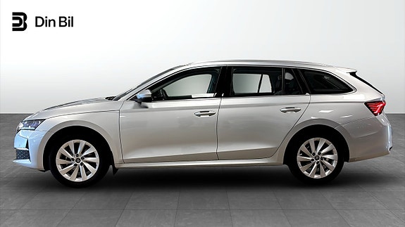 Skoda Octavia 2 of 12