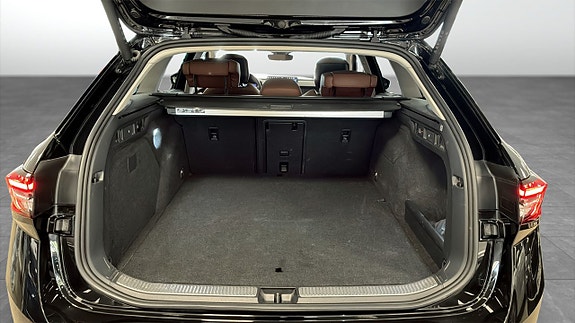 Skoda Superb 13 of 13