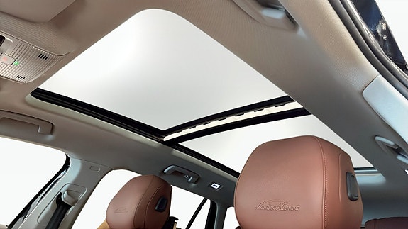 Skoda Superb 9 of 13