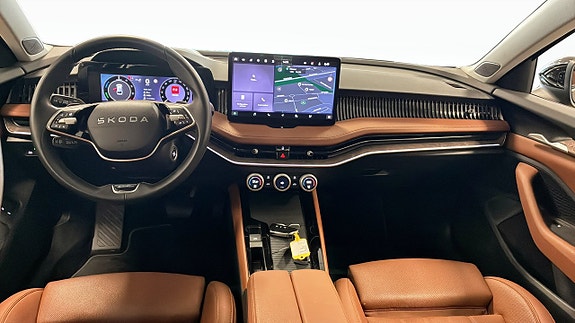Skoda Superb 11 of 13