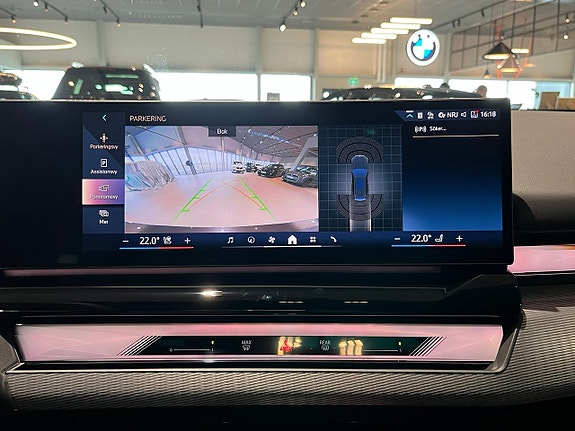 BMW i5 13 of 20