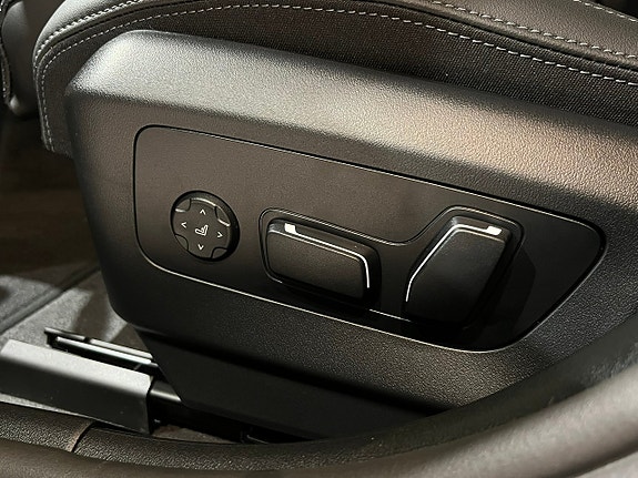 BMW i5 11 of 20