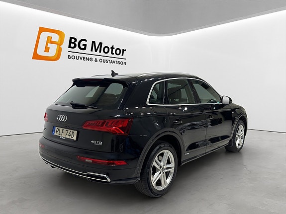 Audi Q5 4 of 21