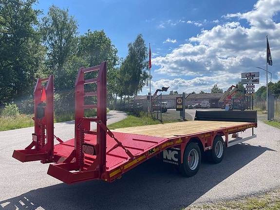 NC 2axl traktordragen maskintrailer 16T 2 of 24