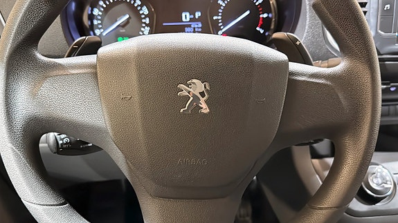 Peugeot Expert 16 of 18