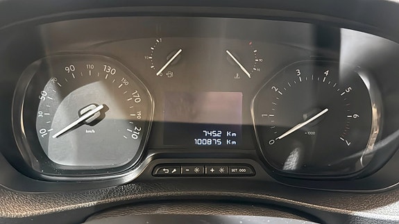 Peugeot Expert 18 of 18