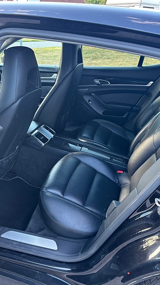 Porsche Panamera 9 of 12