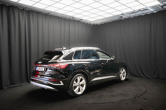 Audi Q4 e-tron 7 of 23