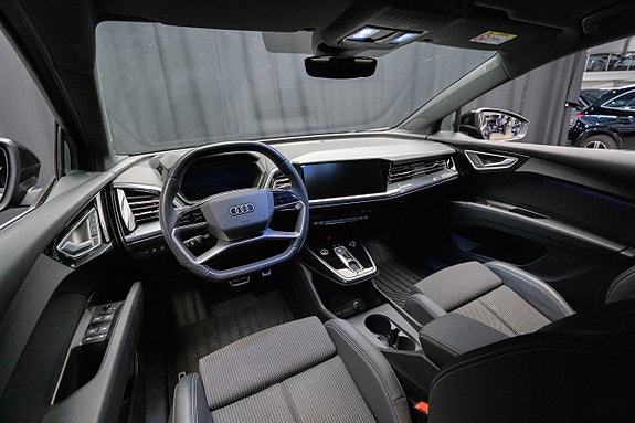 Audi Q4 e-tron 11 of 23