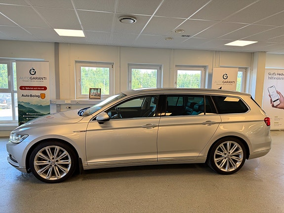 Volkswagen Passat 6 of 30