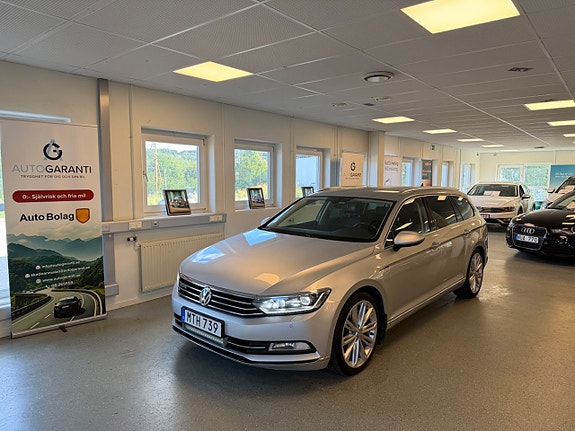 Volkswagen Passat 12 of 30