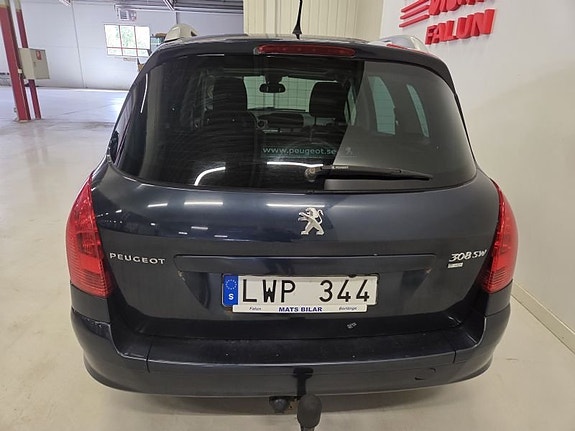 Peugeot 308 7 of 10