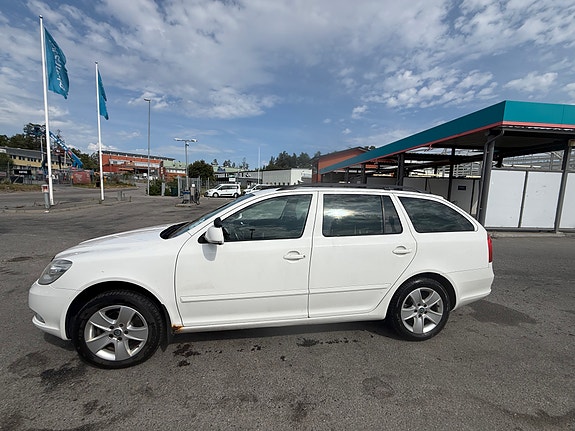 Skoda Octavia 7 of 9