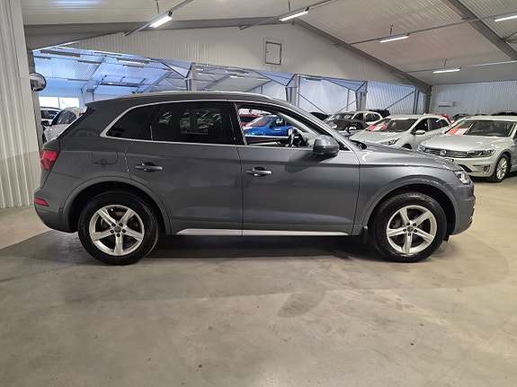 Audi Q5 3 of 13