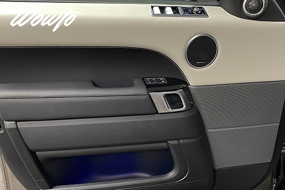 Land Rover Range Rover Sport 9 of 25