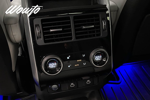 Land Rover Range Rover Sport 15 of 25