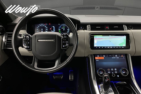 Land Rover Range Rover Sport 23 of 25