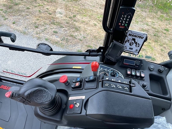 Manitou MLA533-145V+ Elite Steglös transmission 14 of 22