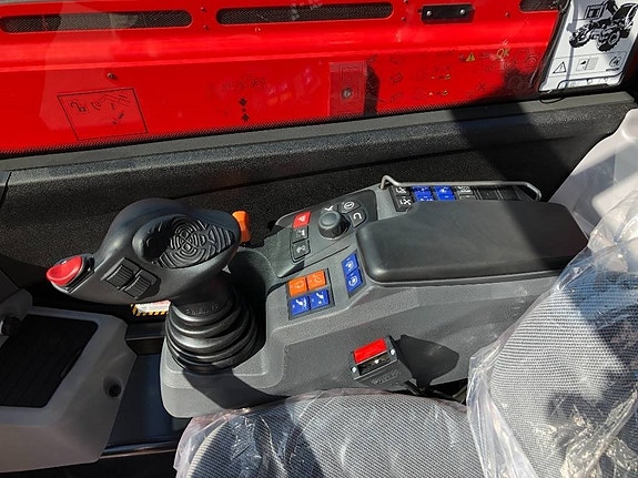Manitou MLT841-145 PS+ Elite 13 of 20