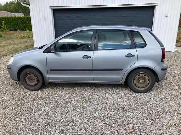 Volkswagen Polo 3 of 5