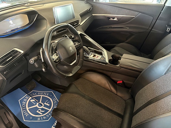 Peugeot 5008 5 of 6