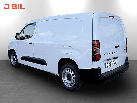 Peugeot Partner 2 of 14