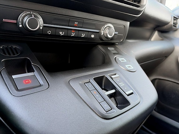 Peugeot Partner 11 of 14