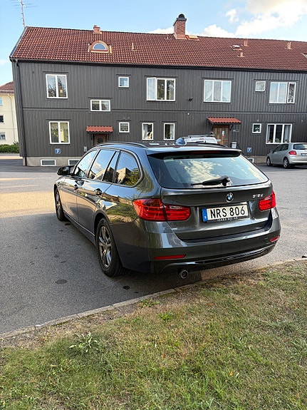 BMW 318d 5 of 10