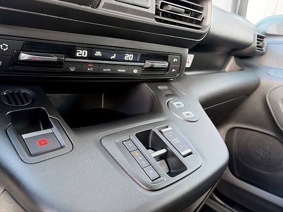 Peugeot Partner 12 of 14