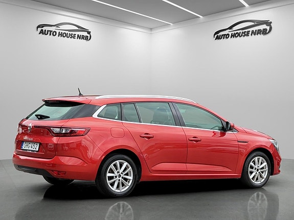 Renault Megane 10 of 21