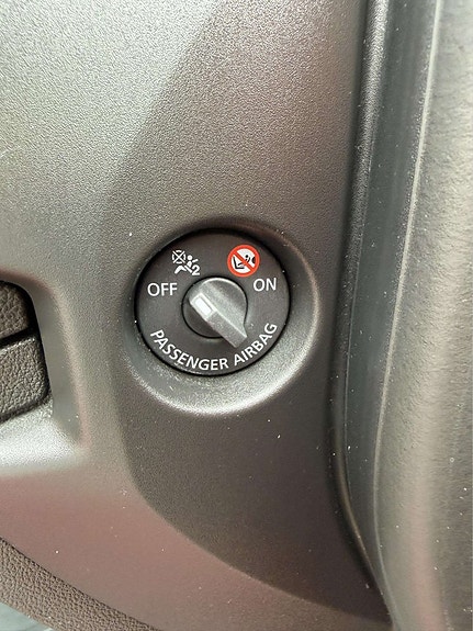 Renault Megane 21 of 21