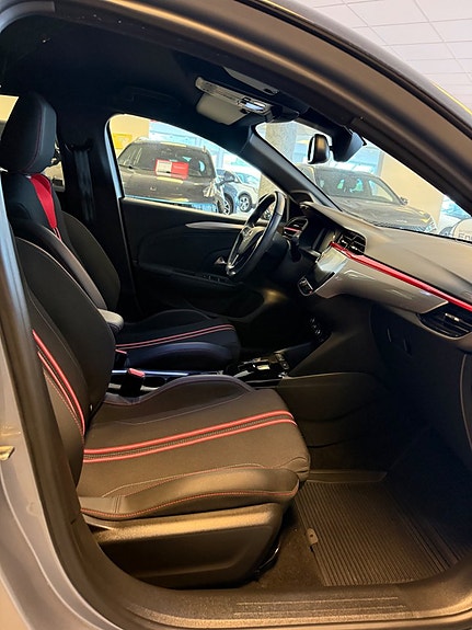 Opel Corsa 8 of 17