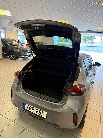 Opel Corsa 6 of 17