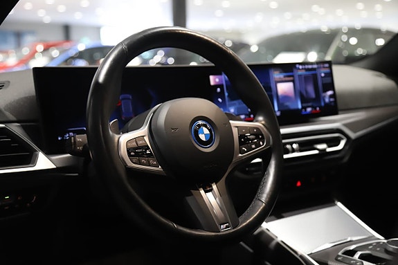 BMW 330e 5 of 11