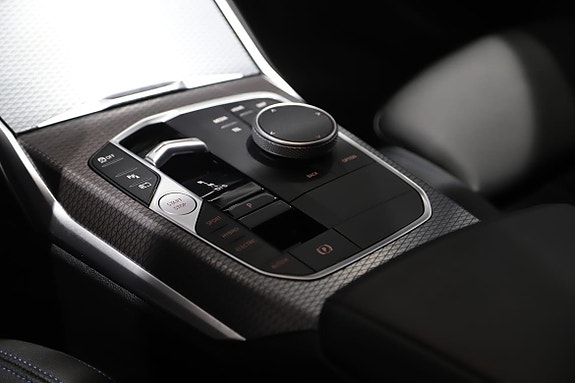 BMW 330e 9 of 11