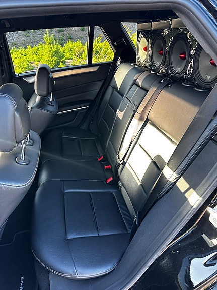 Mercedes-Benz E220 6 of 7