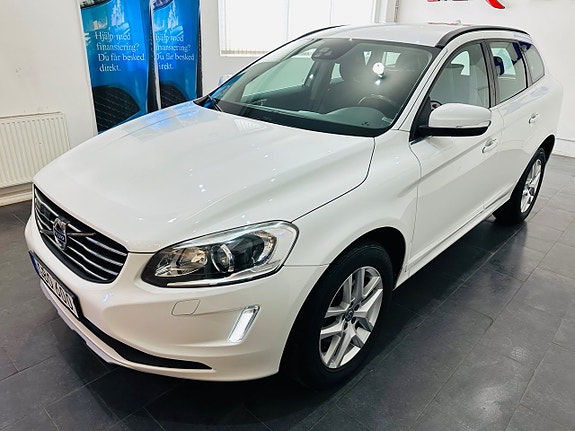 Volvo XC60 5 of 21