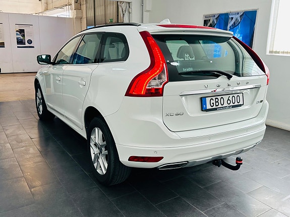 Volvo XC60 6 of 21