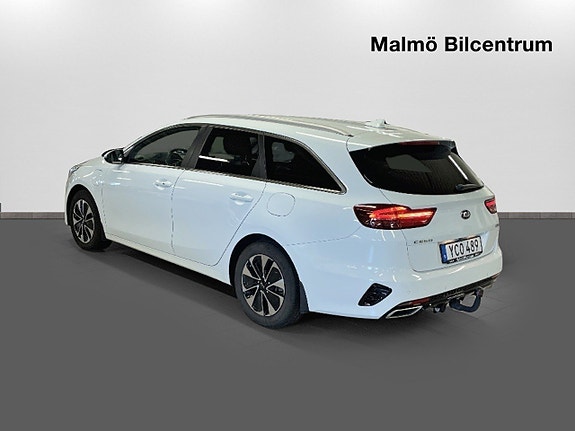 Kia Ceed 3 of 19