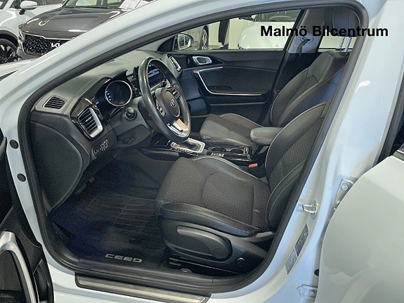Kia Ceed 13 of 19