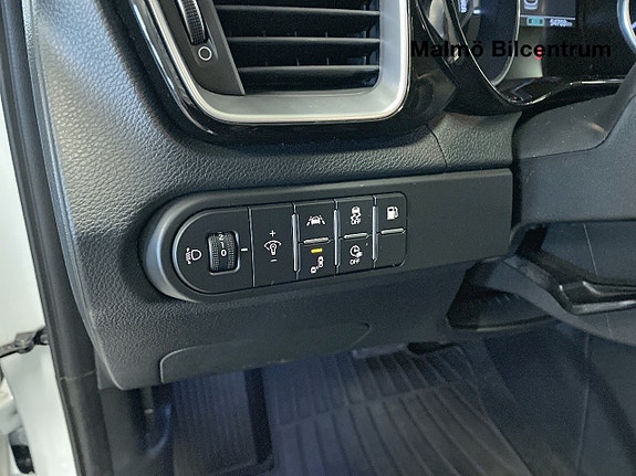 Kia Ceed 10 of 19